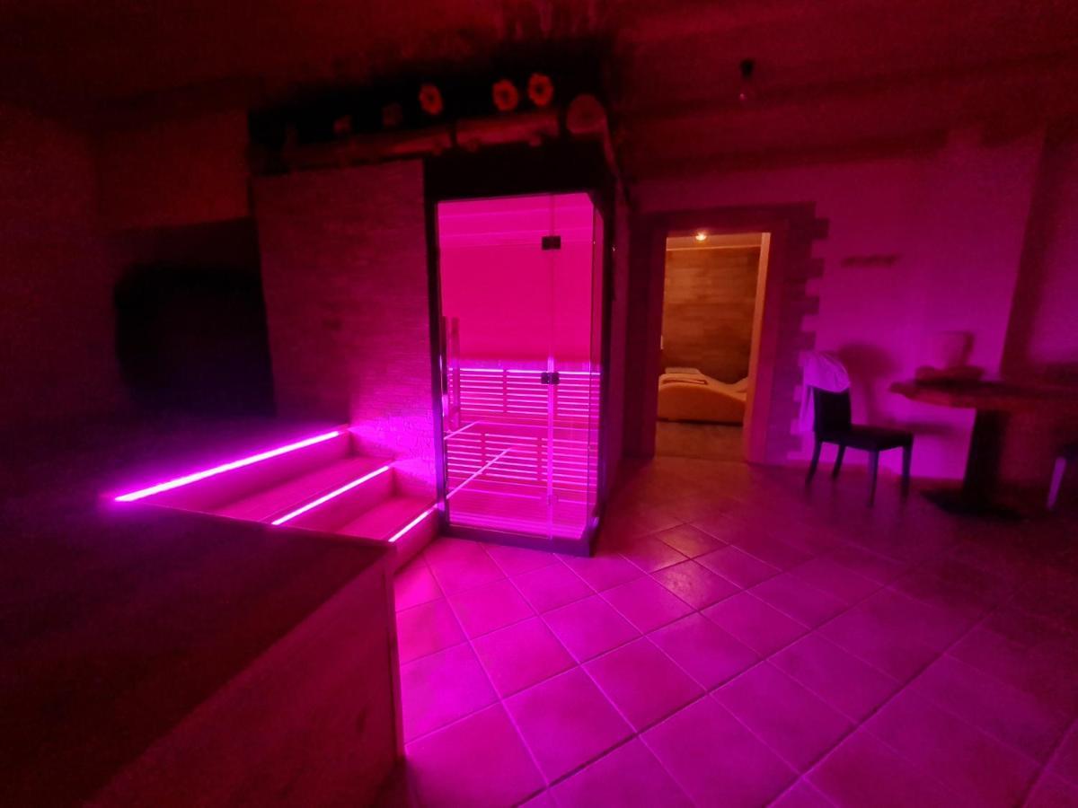 Chalet Chapeau Rar Castel Condino Kültér fotó